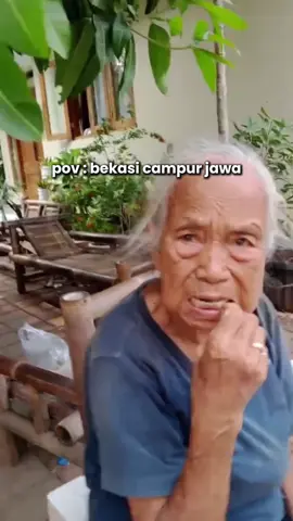 Apaaaaa? “Ora” (Jawa) Ngarti Gua ( Logat Bekasi ) siapa nih yang sehari hari nya begini bahasanya? 😂 Tiktok/menterogo.id #kotabekasi #bekasi #ceritabekasi #fyp 