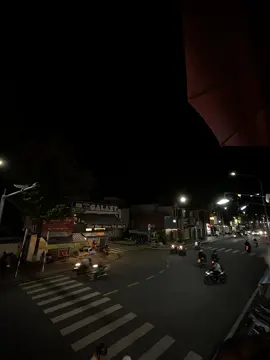 cố gắng không để ngã gục 😓