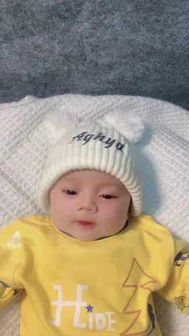 Wajib punya sihh kupluknya biar tambah lucu baby nya 🥰#kupluknama #kuplukrajut #kuplukbayi #kuplukbordirnama #xybca 