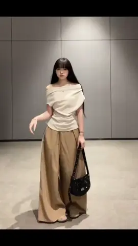 #basicoutfit #outfitideas #outfit #basic #trend #trending #thờitrang #thờitrangnữ #phốiđồ #phoidoxinh #phoido #xuhuong #áotrễvai #xinh #hè #抖音 #lawrence124 