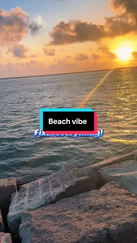Enjoying this beautiful sunrise this morning! #beachvibes #beachday #beachlife #beach #beachgirl #weekendtrip #weekendgetaway #tiktoktravel #foryourpage #fypシ #fyp #portA #portaransastx 