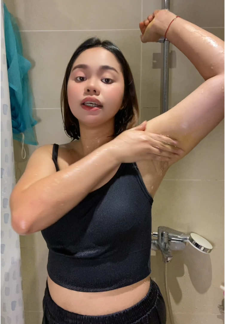Ganito yong pag-gamit ko ng betadine skin cleanser kaya nawala ang Bad odor at asim ng kili-kili at buong katawan ko. #badodor #bodyodor #kilikiliodor #betadineskincleanser 