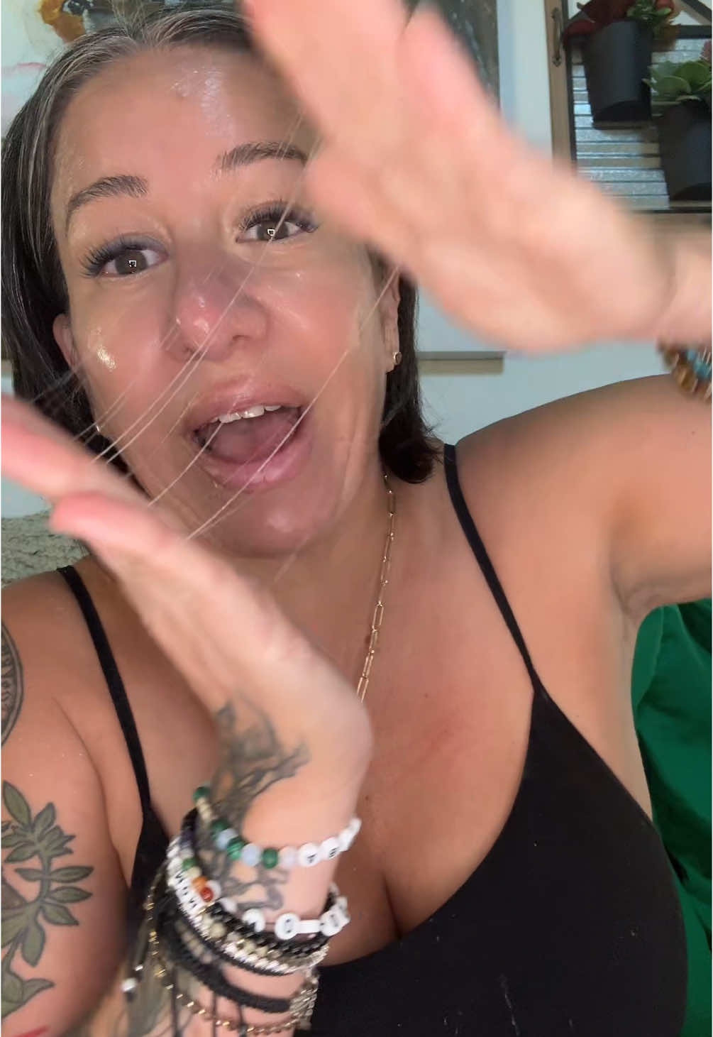 Your glow-up just went on sale 💫 The Mixsoon Bean Face Set is 50% OFF and it’s the shortcut to glass skin 🔥 Skincare girlies, run 🏃‍♀️ #mixsoon #mixsoonbeanessence 