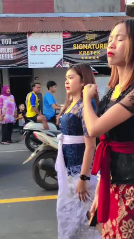 Lamun segare arak batesn, laguk lamun angen ke ni jok nie ndkn arak bates ne😝#lombok #pyppppppppppppp #fypシ #sasak #bismillahfypシ #bismillahfyp #fyp 