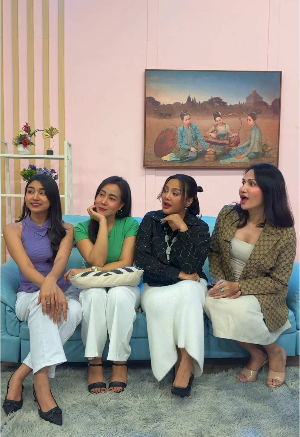 ချစ်စရာကောင်းတဲ့ မကေနဲ့ အမှတ်တရလေး 💕 @Lin Linn  @May Thin Ko  @ခင်ပျိုမဒီ   #fypシ゚viral🖤tiktok☆♡🦋myvideo 