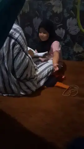 save sini je lah, biar suatu mase klw ponaan dah besar bise ditengok🦫🤏🐒 ngakak abisss😆bener