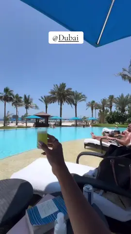 #fypシ゚viral #beachvibes #bikini #fyp #dubai 