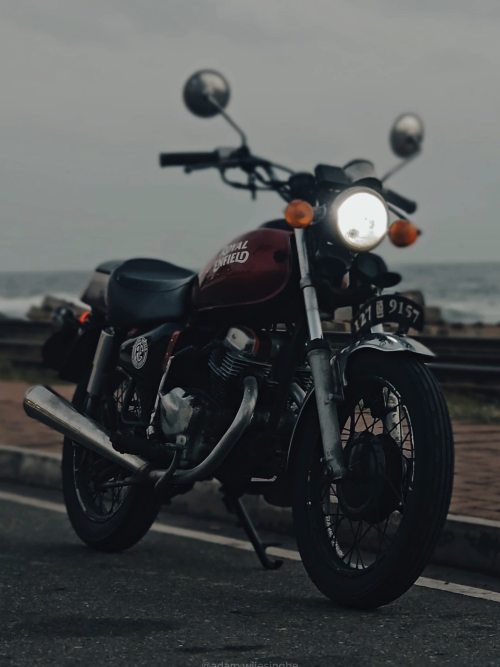CM Enfield  VC: @Adam Wijesinghe  #fyp #foryou #Honda #srilanka #biketok #royalenfield 