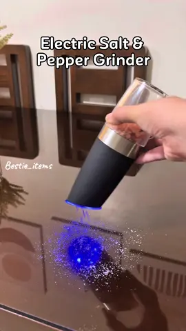 Electric Salt & Pepper Grinder. Just tilt to grind #fyp #electricgrinder #saltandpepper #kitchengadgets #KitchenHacks #homecooking #cookware #kitchenware 