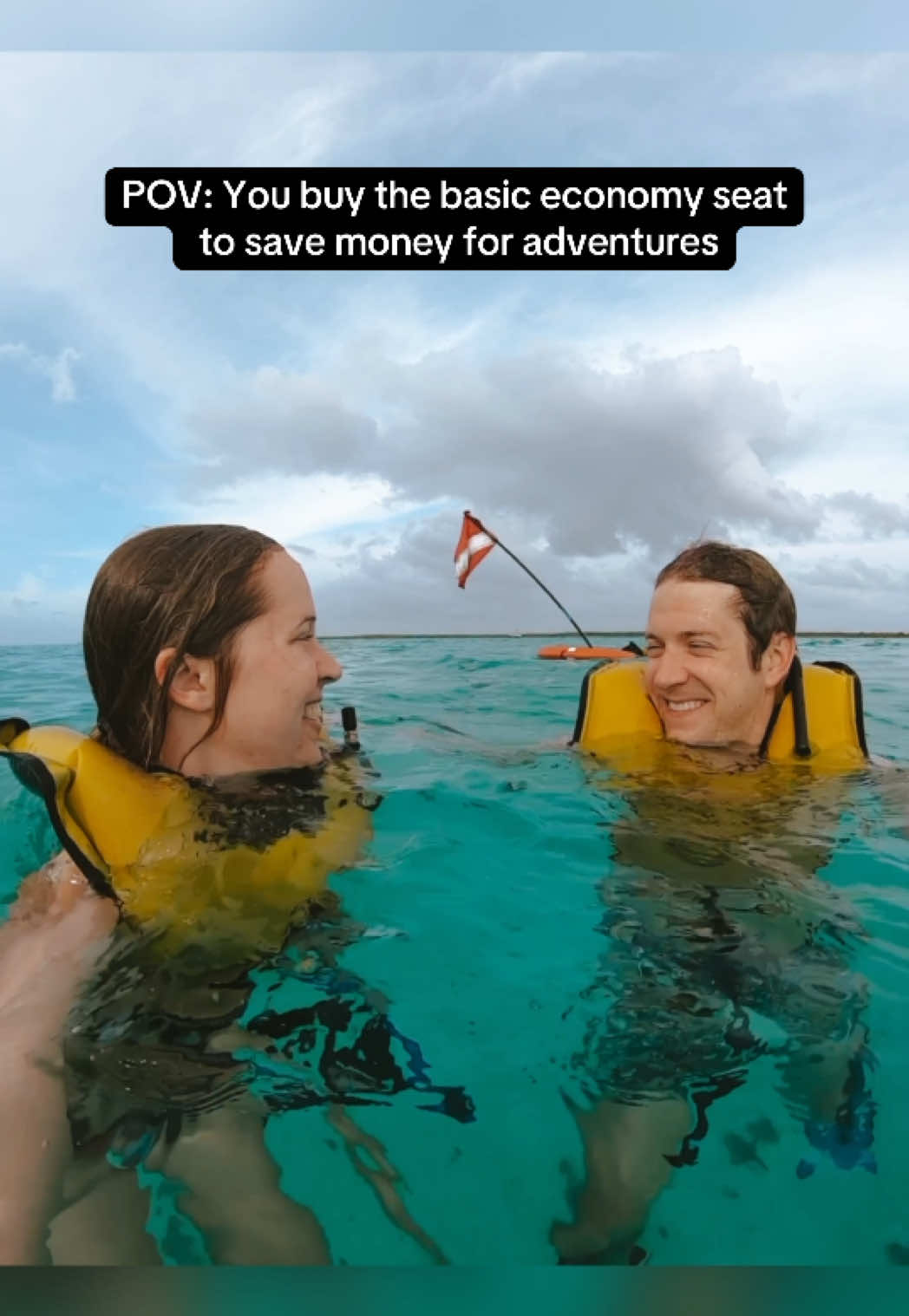 Follow along for daily smart travel tips! 🤗 #smarttravel #traveltiktok #traveltips #traveltipsandhacks #budgettravel #budgetingtips 