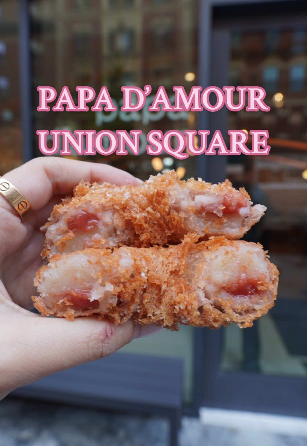 that taro mochi donut 🫠🫠🫠 #nyceats #sistersnacking #nyc #cronut #dominiqueansel 