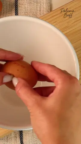 🌽✨ Encerrando nossa série junina com esse bolinho de milho que é sucesso por aqui! 📌 Ingredientes: 	•	1 xícara de milho cozido 	•	1/2 xícara de leite de coco (pode ser o de garrafinha) 	•	2 colheres de sopa de adoçante 	•	2 colheres de sopa rasas de fubá 	•	1 colher de chá de fermento Modo de preparo completo no site. Comenta “EU QUERO” que eu te mando o link com a receita certinha 🌽✨ #bolinhodemilho #receitafit #juninofit #receitavegana #festajuninafit #palomaboff #comidasaudavel #cozinhasimples 