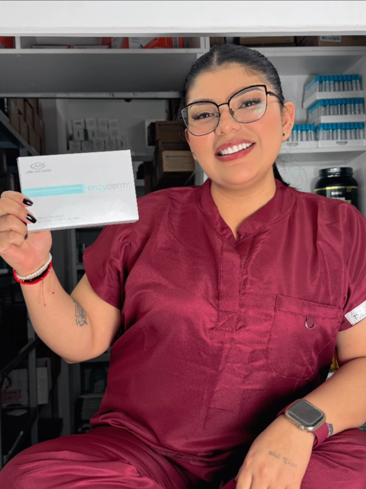 💉✨ Enzyderm de Armesso: ¡La revolución en reducción localizada! ✨💉 Este innovador cóctel estético combina: 🔬 Lipasa – ayuda a disolver grasa localizada 🌱 Péptidos reductores – mejoran la textura y firmeza de la piel 🧬 Exosomas – regeneran, reparan y estimulan colágeno y elastina ✅ Ideal para: ✔️ Papada ✔️ Abdomen  📍 Urdenor 2 Mz 230 S11 📲 0991104421 - 0983719111 🌐 WWW.IMPORTHERCY.COM #belleza #viralvideos #cosmetologia #gye #fyp #ecuador