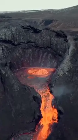 #volcanoeruption 🌋#iceland 