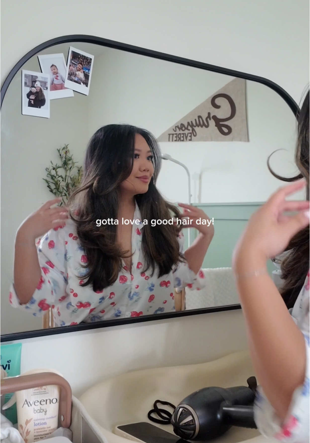 baby with dad = extra me time! my round brush never fails me!!!! 💁🏻‍♀️👏🏼💕  #minigrwm #athomeblowout #roundbrushblowout #goodhairday 