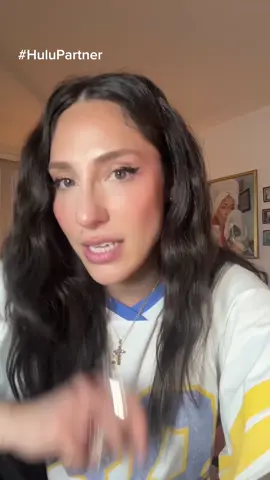 never thought tell me lies would remind me of LES but here we are #hulupartner @hulu 