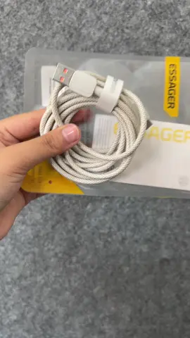 charger hp sambil gaya? bisa dong pake essager 7a 100w macaron cable! warnanya cakep-cakep, fast charging super ngebut, cocok buat semua brand hp kekinian. kabel fleksibel, tahan lama, dan pastinya bikin charging makin aman dan efisien.