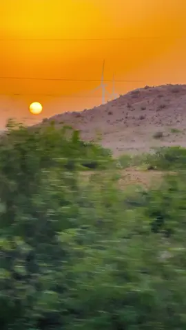 Woh dhundh raha hai zamane me mujhse bhetar, jiske khatir humne zamana chor diya.#jhimpir #viralvideo #foryou 