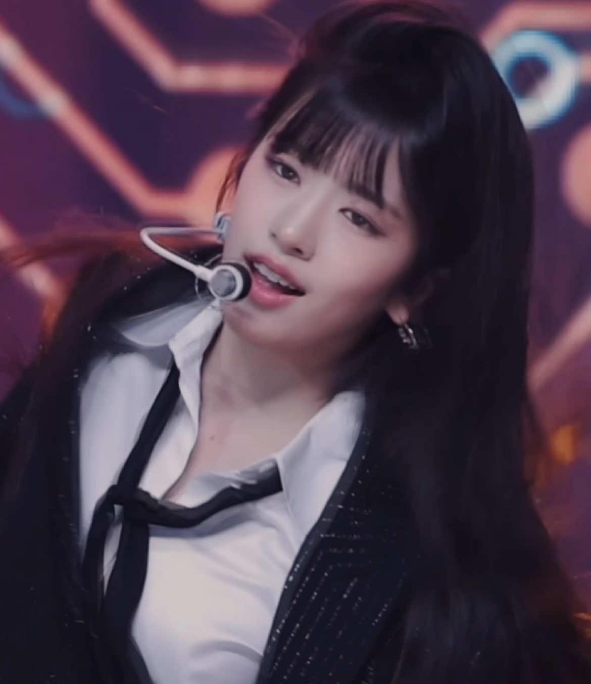 need #yujin #ive #iveedit #anyujin 👩‍❤️‍💋‍👩?