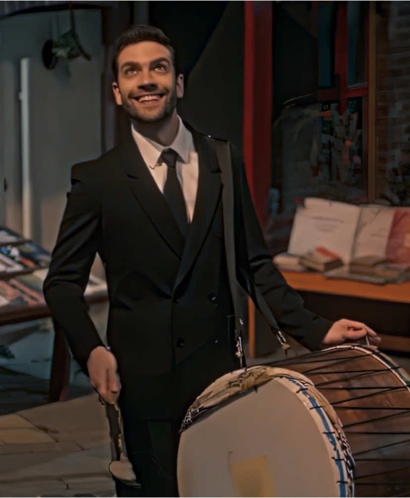 Hadi herkes halayaaaa | #sahipsizler #azize #devran #azdev #hazalsubaşı #burakberkayakgul #startv #edit #turkishseries #dizi #fyp #foryoupage #foryou #viral #plsdontflop #cirooo 