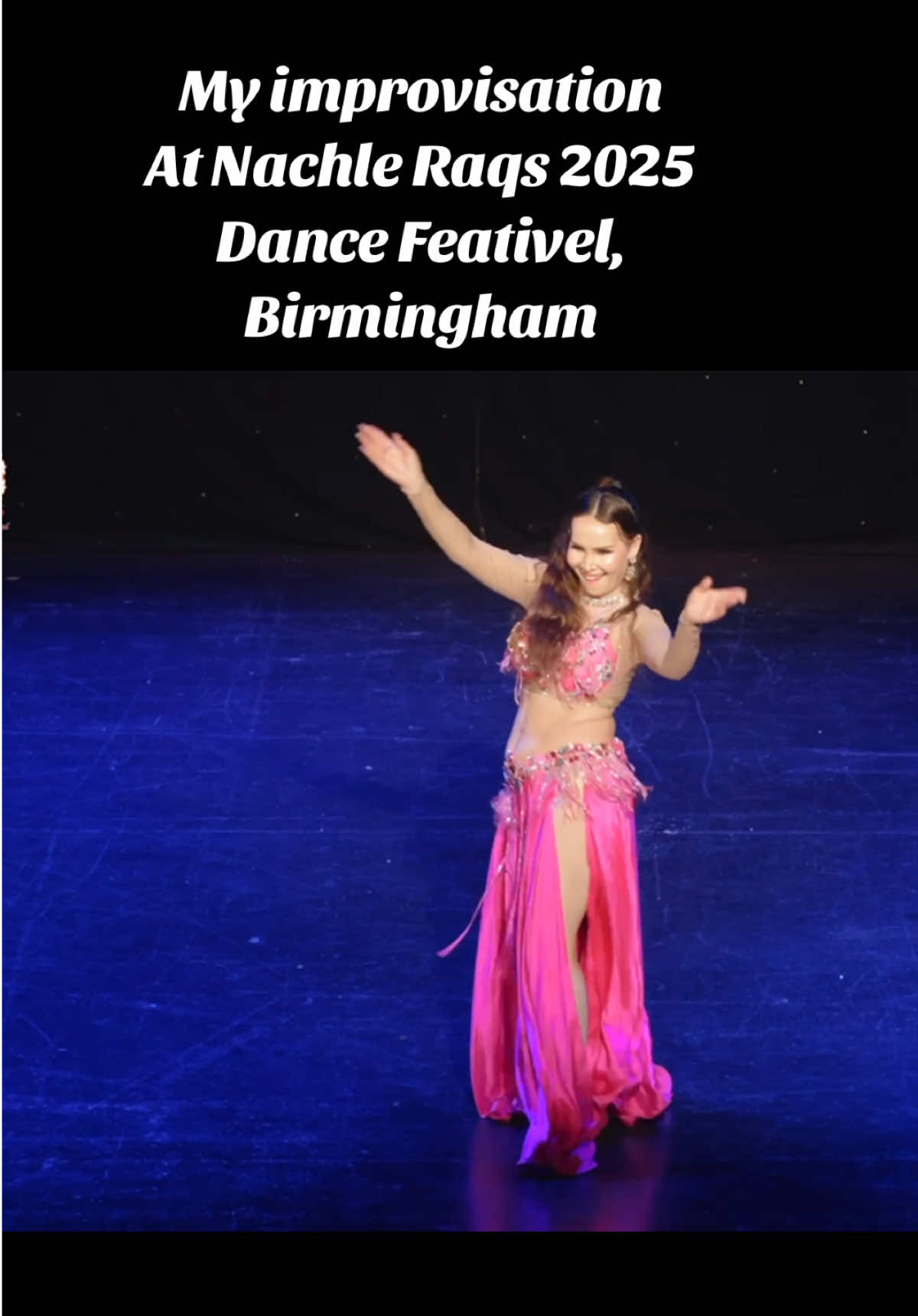 Interacting with audience #NachleRaqs #birmingham #2025 #dancewithjamilah #bellydancer #uk #theoldretheater #show #bellydance #orientaldance #raqssharqi #رقص #رقص_شرقی #bollywooddance 