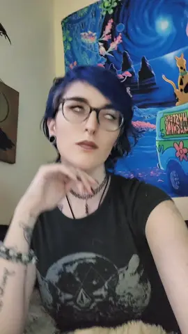 who's that girl? #aintnorockstar #sheaintanactress #MentalHealth #gemini♊️ #Geminiseason #gemini #ptsd #depression #anxiety 