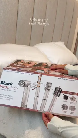 Unboxing!!! Que belleza. 🤍 #sharkstyleflex #hairstyle #girls #unboxingvideo #unboxingasmr #videoviral #shark #hair 