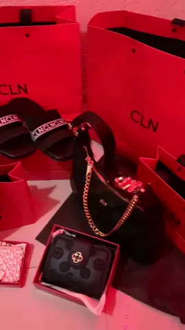 more red paper bags plsss!!🥺❤️ #cln #bags #sandals #wallet #collection 