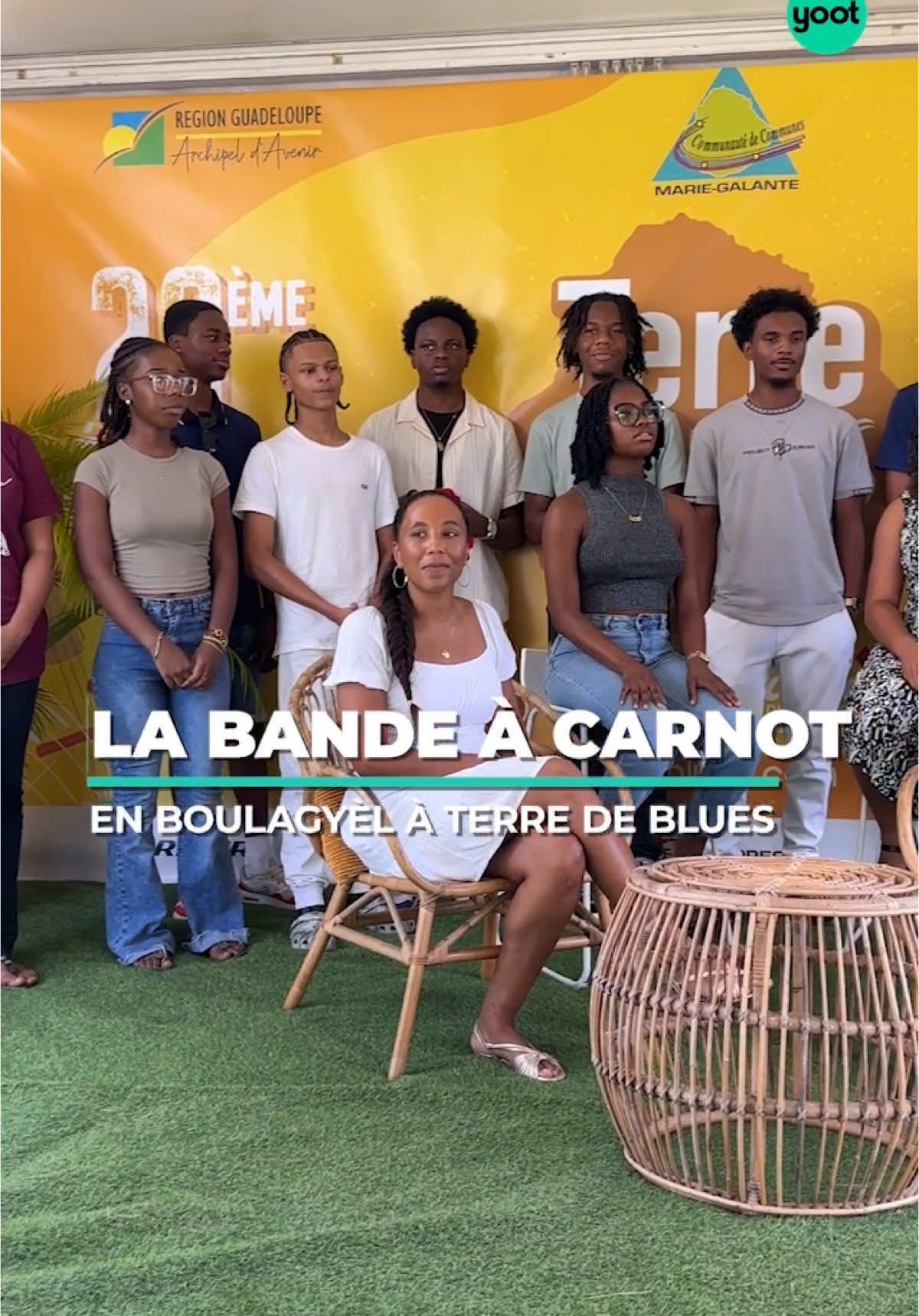 Un moment de magie pour commencer le festival #terredeblues avec La Bande à Carnot. Ce groupe, né dans les couloirs du lycée Carnot, fait vibrer la scène locale et se produira ce soir sur la scène de Terre de Blues. #guadeloupe #antilles #talent 