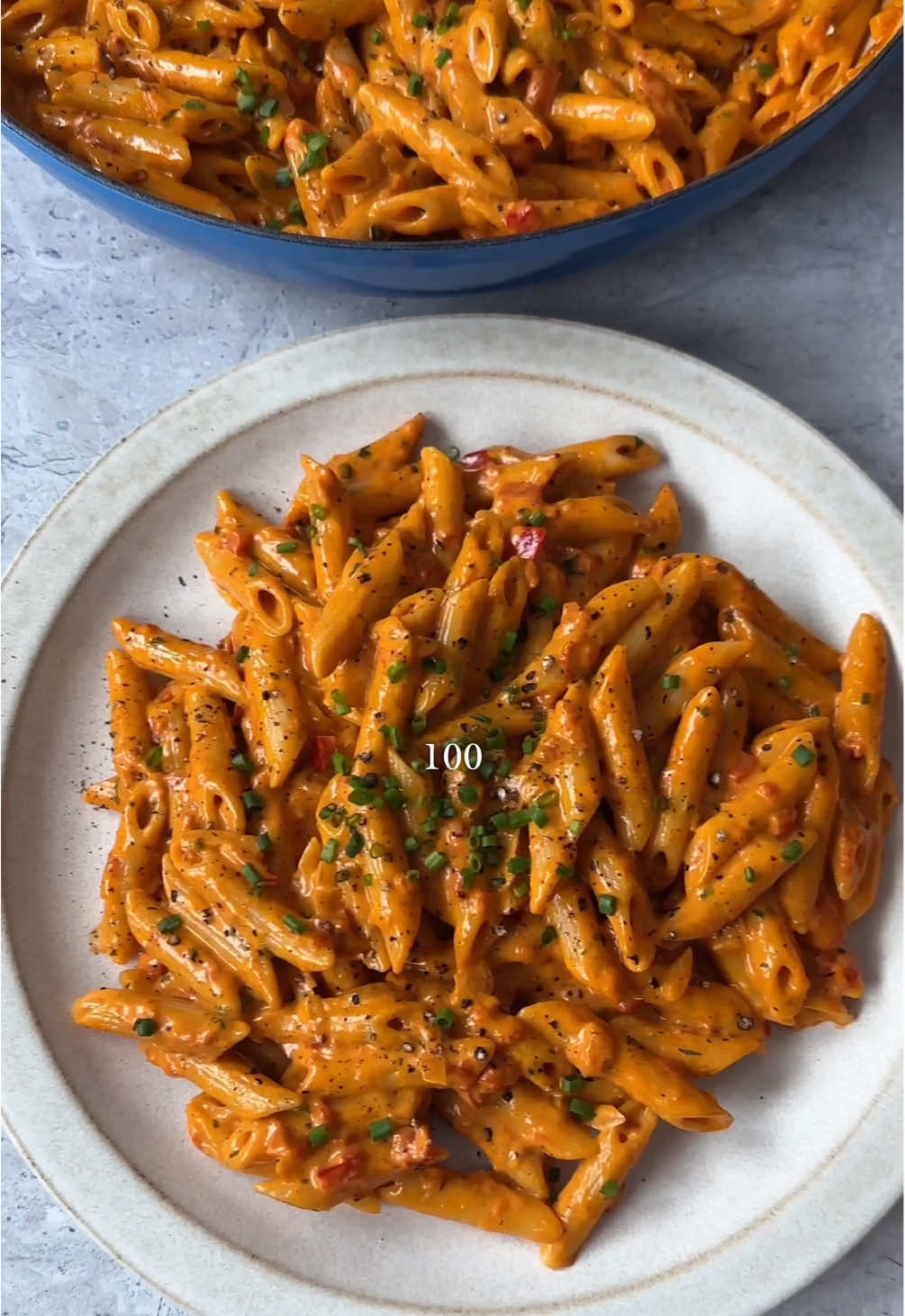 Easy Roasted Red Pepper Pasta✨ FULL RECIPE LINKED IN BIO!! 🥰 orrr go comment on my ig to have the full recipe sent to you! (resharing some of my favs from my 100 day series!) This is the tastiest weeknight meal ever!! Bound to become a weekly staple! Or google “majas recipes red pepper pasta” 🫶🏻 Elevate your weeknights with this recipe! Follow along for more quick & easy recipes!!  Stay Hungry, Maja♥️👩🏻‍🍳 #pastatok #pastatiktok #pastarecipe #pastarecipes #lunch #dinner #gainz #mealprep #EasyRecipe #EasyRecipes #mealinspo #onepotmeals #FoodTok #foodtiktok  