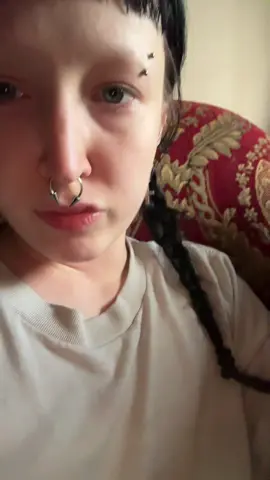 i don’t like u sabrina ur becoming very even more distasteful in ur budgets like just cause ur a celebrity doesn’t mean u have to use all 200 billion to fund ur pointless music  videos or idk again give that money to starving people . free palestine 