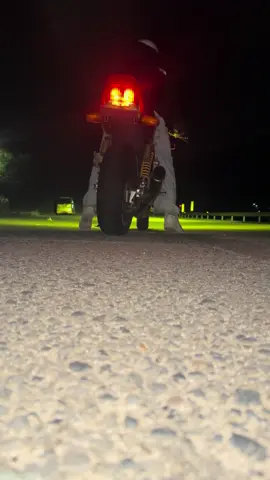 VTEC！音量MAXで聞いてください！耳妊娠注意報⚠️ #cb400sf #VTEC #本田技研工業 #走り屋 #族ヘル #vtec #ハリセパ #田舎の風景 #田舎暮らし #田舎道 #佐賀 #福岡 #長崎 