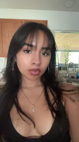 did something😅 #fyp #latina #bangs 