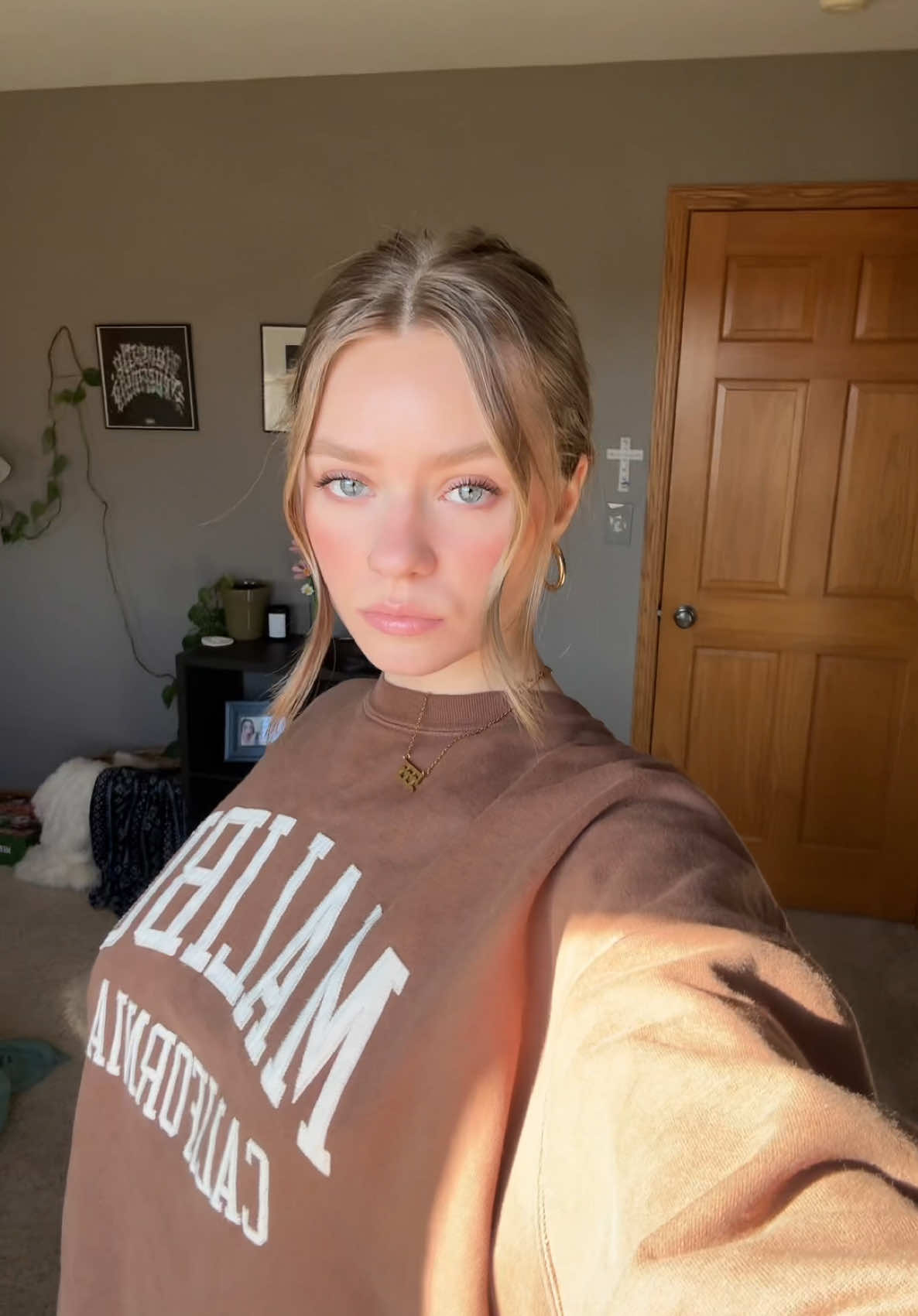 here’s a draft 🍽️ #naturalmakeuplook #makeup #fyp 