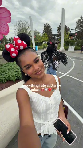 this isn’t everything I got but i spent so much less than expected 😁😁😁 #disney #disneyworld #Foodie 