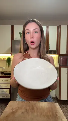 Tô doidaaaaa com esse bolo de chocolate! Mas me perdoem, eu perdi o restante do vídeo, ele não salvou 😭😭😭 #bolo #bolodechocolate 