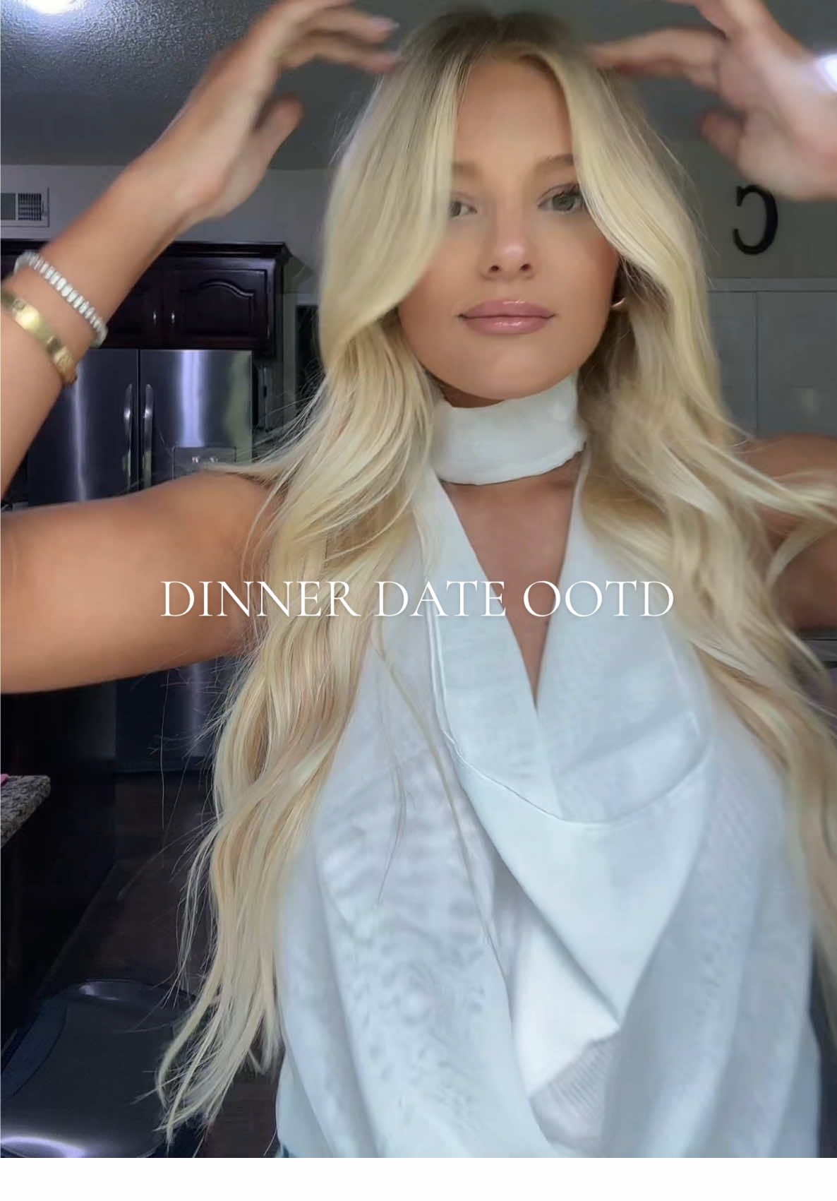 Love this outfit from @Fashion Nova 👖🤍 Date night OOTD #extensions #hairtok #googoohair #googoohairextensions #googoo #fashionnova #fashionnovahaul 