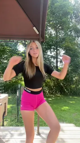 😚  #explore #fyp #viral #tiktok #goviral #nikepros #foryoupage 
