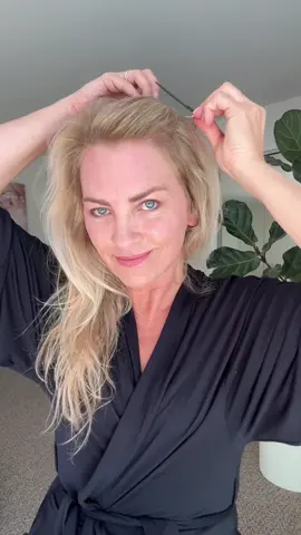 Give your delicate eye area the care it deserves, for less than $30, with RoC Retinol Eye Cream 🤍 #eyesfirst #roc_partner @RoC Skincare #rocskincare 