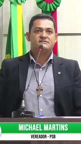 Político é funcionário do povo, é pago pelo povo e deveriam usar os serviços públicos para saber o que o povo sofre, para ver se têm mais empatia pela população. Eu uso o SUS, meus filhos estudam em escola pública! Político não é para ser bajulado, não é para ser admirado pela riqueza, pois muitas vezes a riqueza vem de roubo do dinheiro do bolso do pobre! Vamos acordar! Cidadão é patrão, político é funcionário! #mandatopopular✊🏼✊🏾✊🏿 #VárzeaAlegre #PolíticaTransparente #MichaelMartins #avozdopovo #FiscalizaçãoAtiva