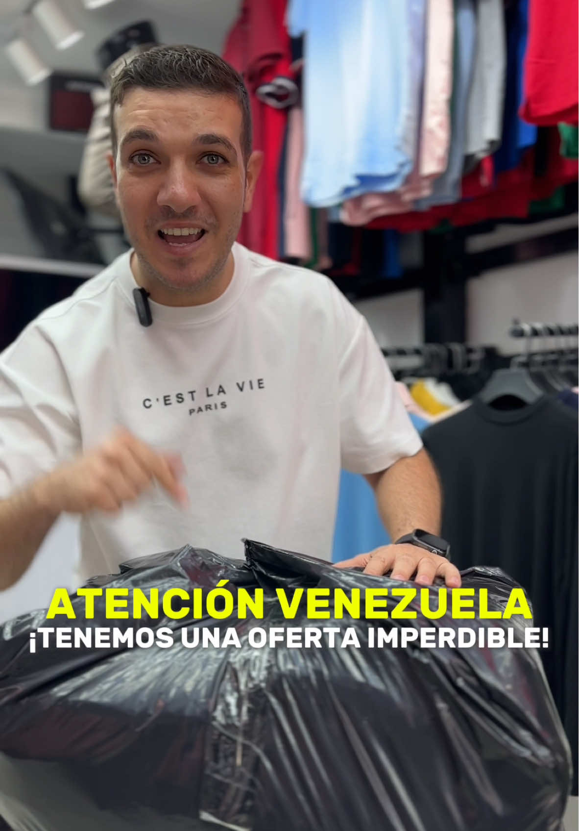 VENEZUELA 🇻🇪 Aqui con el mejor Mayorista de ropa masculina 🔥Bulto listo : media docena ( surtidas en tallas ) 💰 Incluye 54 piezas por solo $240 Eso es… ¡$4,44 por prenda! Saca cuenta y verás la ganancia 💸 Ten en cuenta que este bulto estará disponible hasta 15 de junio‼️  📍 Valencia Carabobo ; Mercado Los Guajiros de Valencia. ¡La moda que tu tienda necesita! 🏙️ 🚚 Envíos a toda Venezuela 📦  pagas al recibir  📲 Llama o manda mensaje al WhatsApp 0424-4210696 y haz tu pedido YA.  #M#MayoristaRopav#venezuela🇻🇪M#MayoristaVenezuelaM#MercadoLosGuajirosm#mayoristas