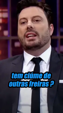 IRMÃ EVA REVELA TRETA ENTRE AS FREIRAS PARA O DANILO GENTILI #irmaeva #danilogentili #thenoite