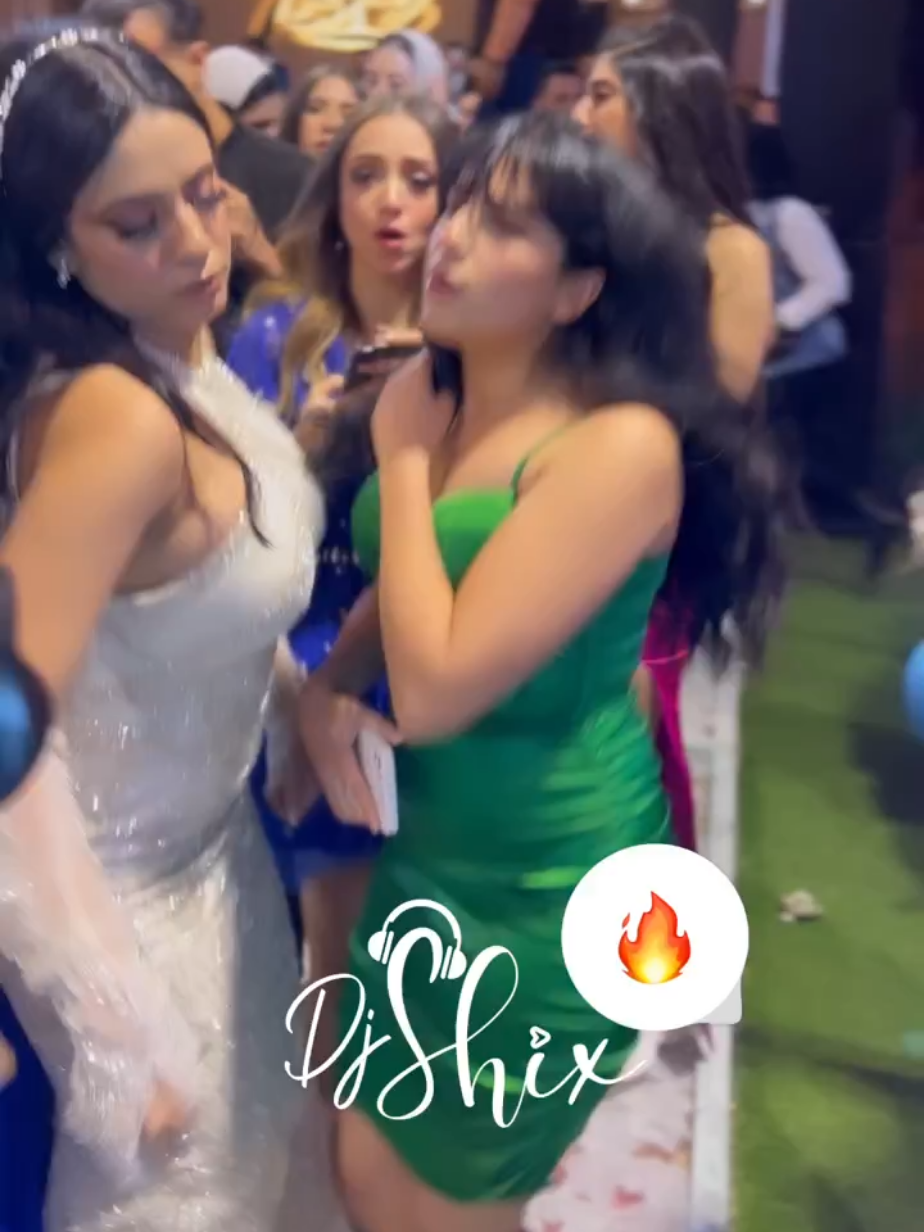 الاغنيه الثابته في كل فرح #tiktok #capcut #wedding #dance #fy #fyp #viralvideo #viral #foryoupage 