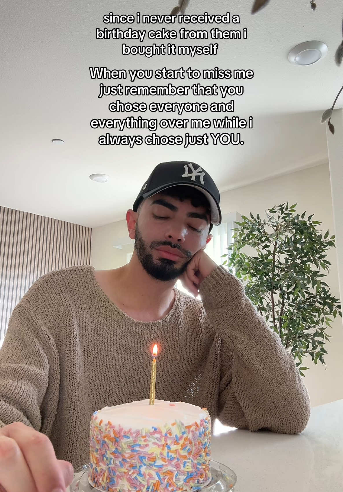 Gods been giving me signs that maybe i am better off alone and away from everyone because no one has genuine intentions like I do. #fyp #birthday #relatable #wendyortiz #MentalHealth 