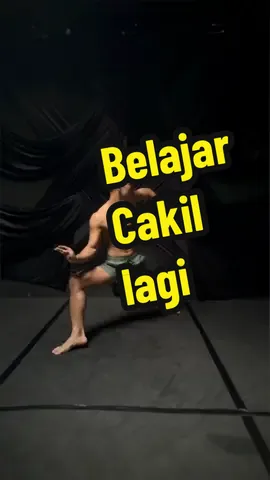 Belajar Cakil lagi dong masak enggak?  #dance #traditional #cakilan #javanese #fyppppppppppppppppppppppp 