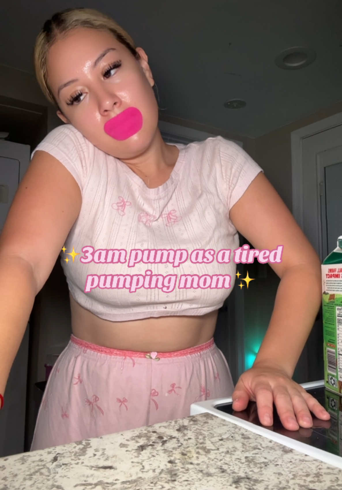 #exclusivelypumping #pumpingmom #milkpouring #breastfeeding #breastmilk #milksupply 