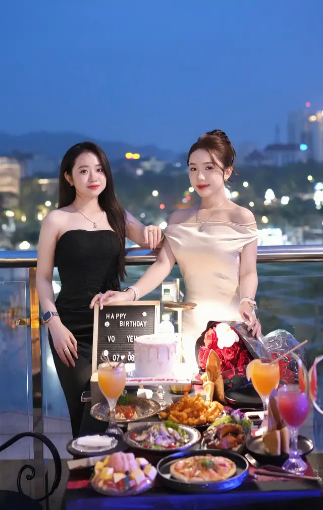 #humor #h @Thắm Trương👭