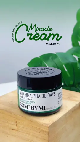 🌿 Breakouts? Redness? Texture? Time for a skin miracle 💚  SOMEBYMI AHA BHA PHA 30 Days Miracle Cream is your go-to calming + clearing solution! ✨ Exfoliates gently 💧 Soothes with Centella 🌟 Fades acne marks + evens texture Real results. Real glow. In just 30 days 🔥 #SomeByMi #30DaysMiracle #MiracleCream #AHABHAPHA #ClearSkinJourney #AcneCareRoutine #KBeautyFaves #CentellaSoothing #TextureFix #GlowingSkinStartsHere #SomeByMiSkincare