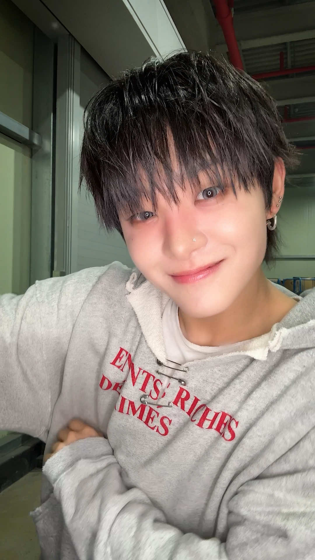 What’s the rush ♪ ♪ #TREASURE #트레저 #JIHOON #지훈