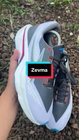 Guys, lagi cari rekomendasi sepatu lari yang kece dan nyaman? Nih, ada Zevma Core Speed .1 Grey Black Blue! Cocok banget buat olahraga lari pria maupun wanita. Lagi ada diskon besar juga, lho! Jangan sampai ketinggalan promo ini ya! Buruan cek keranjang kuning sebelum kehabisan! 👟💨 #rekomendasisepatu #sepatusport #sepatulari #zevmacorespeed #diskonsepatu 